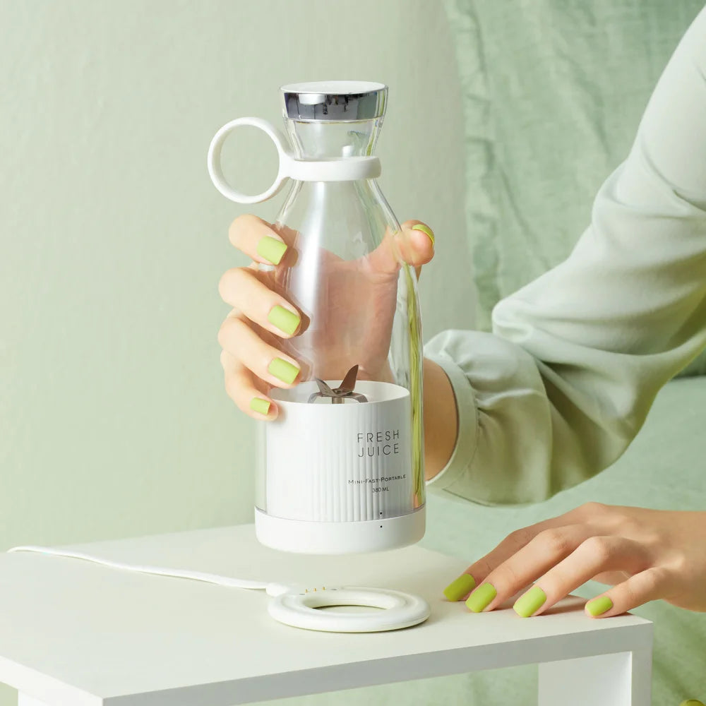 JuiceSmart - Portable Electric Blender